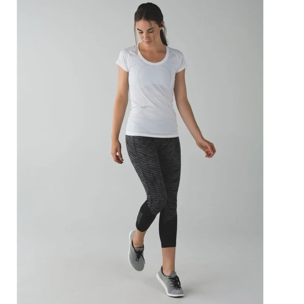 Lululemon Pace Rival Crop *Full-OnLuxtreme Stripe Play Slate Black Size 4